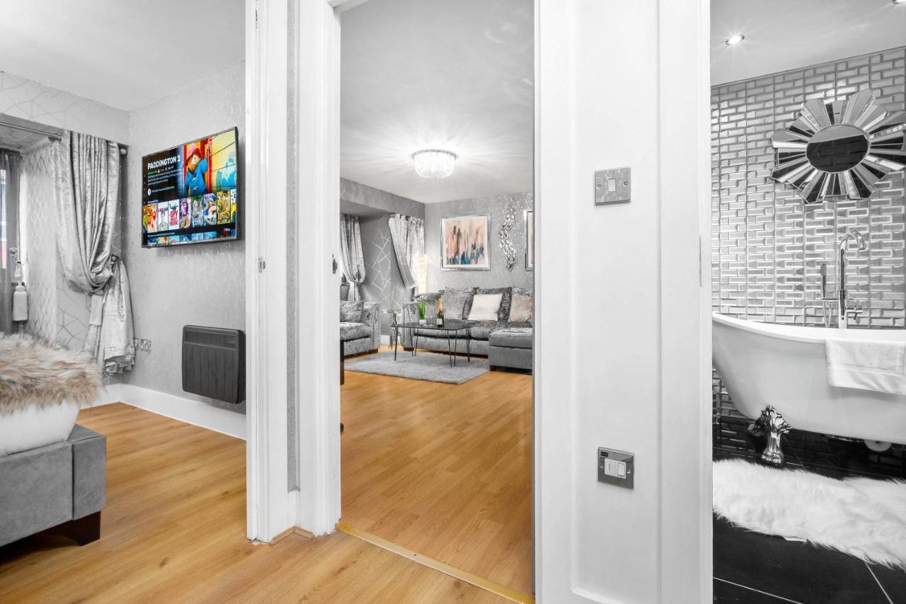 Luxury City Centre Apartment - Parking - Smart Tv - Wifi - Intercom Бирмингем Экстерьер фото